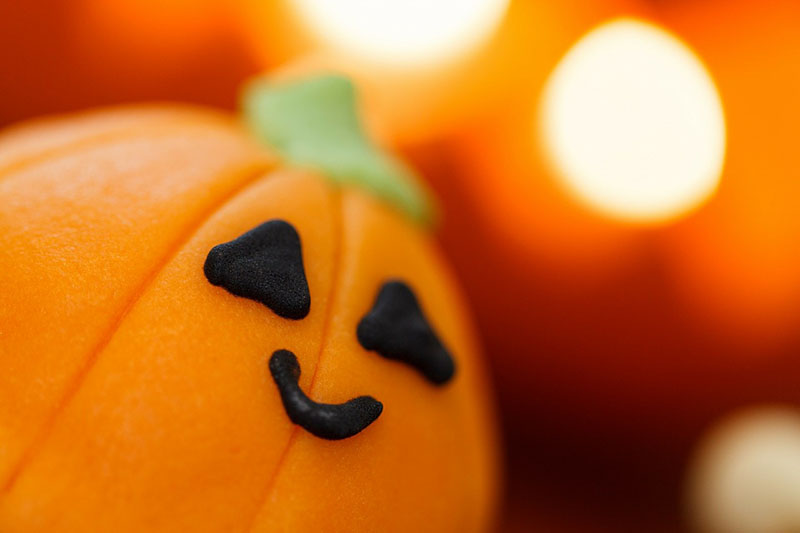 smiling pumpkin candy